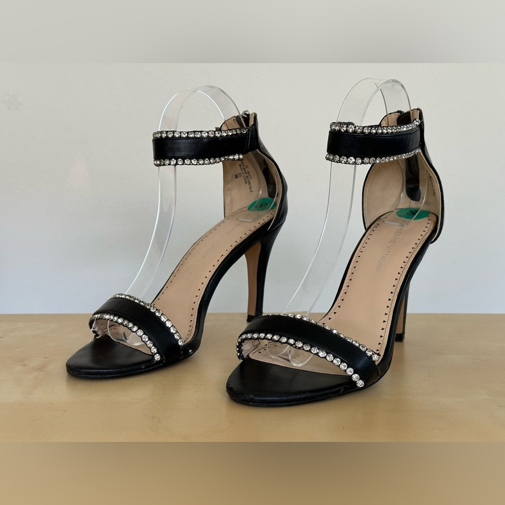 Adrienne Vittadini Grace Black Faux Leather Heels Women's Size 8 M
